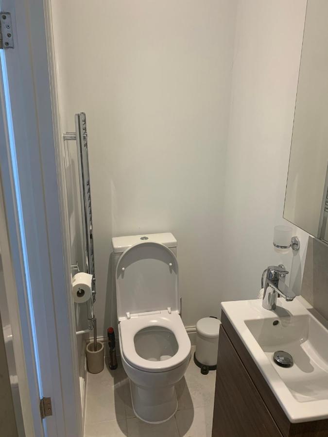Beautiful One Bedroom Flat In The Heart Of Notting Hill Gate Londra Exterior foto
