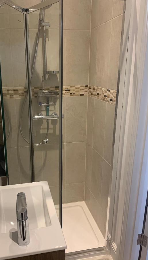 Beautiful One Bedroom Flat In The Heart Of Notting Hill Gate Londra Exterior foto
